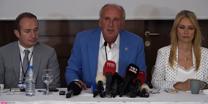 Muharrem İnce, son dönemdeki siyasi gelişmelere ve yaşanan olaylara dair düşüncelerini aktardığı bir açıklama yaparak şunları ifade etti: