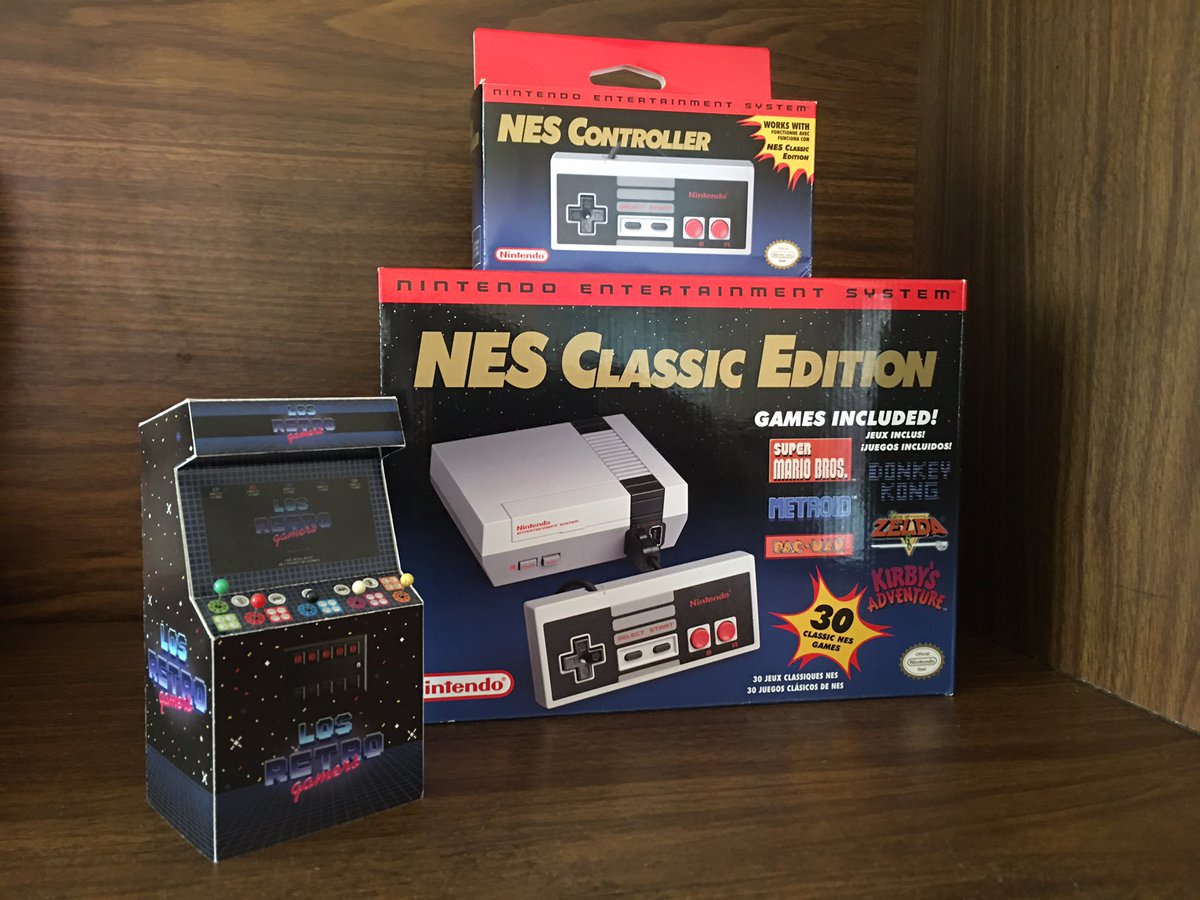 jcmartinezm82's tweet photo. Feliz #DíaDelGamer 🎉🕹️
#GamersDay #DíaMundialDelVideojuego #Nintendo #NES #NESClassicEdition #MiniNES https://t.co/MAfKx5gX2m