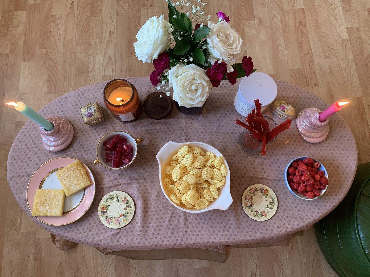 GoddessEvieFade's tweet photo. Midsommar movie date. 

And yes, I sacrificed him at the end 🔥 https://t.co/tNr77ijysa