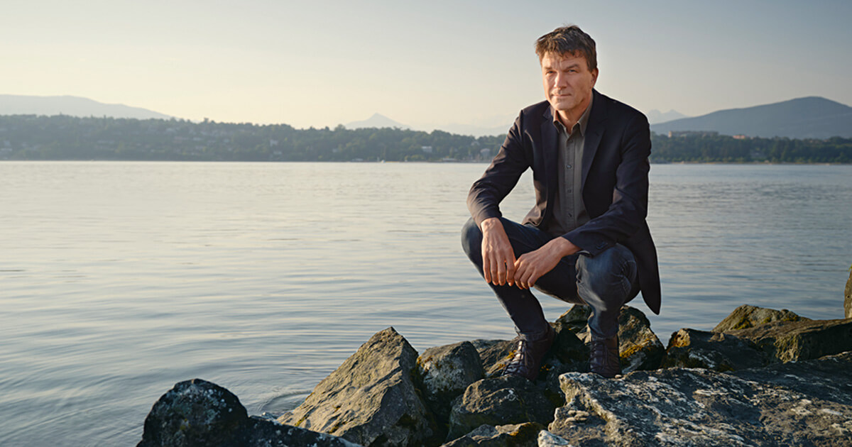 Evonik_DE's tweet photo. "Klimawandel ist immer auch Wasserwandel", sagt Johannes Cullmann, @UN_Water, im Interview mit dem #ELEMENTSMagazine von #Evonik. Wir dürften beim Thema #Wasser nicht erneut so zögerlich sein wie beim #Klima. Lest hier, warum er dennoch Hoffnung sieht: https://t.co/os5E2m5rKB https://t.co/5vVEAgIOSe