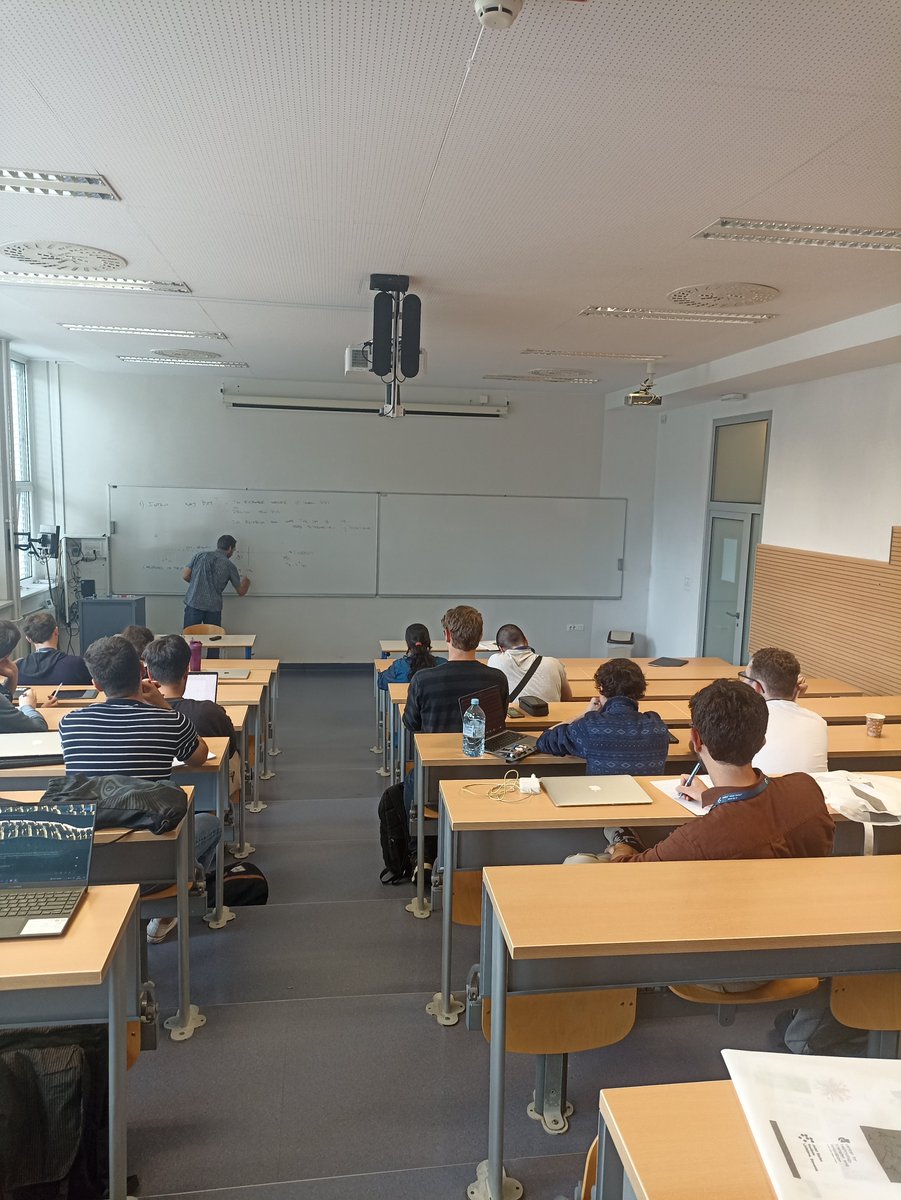 IJS_hep's tweet image. We are continuing our lectures with Francesco Riva, talking about BSM at the high-PT frontier #BSM #Ljubljana