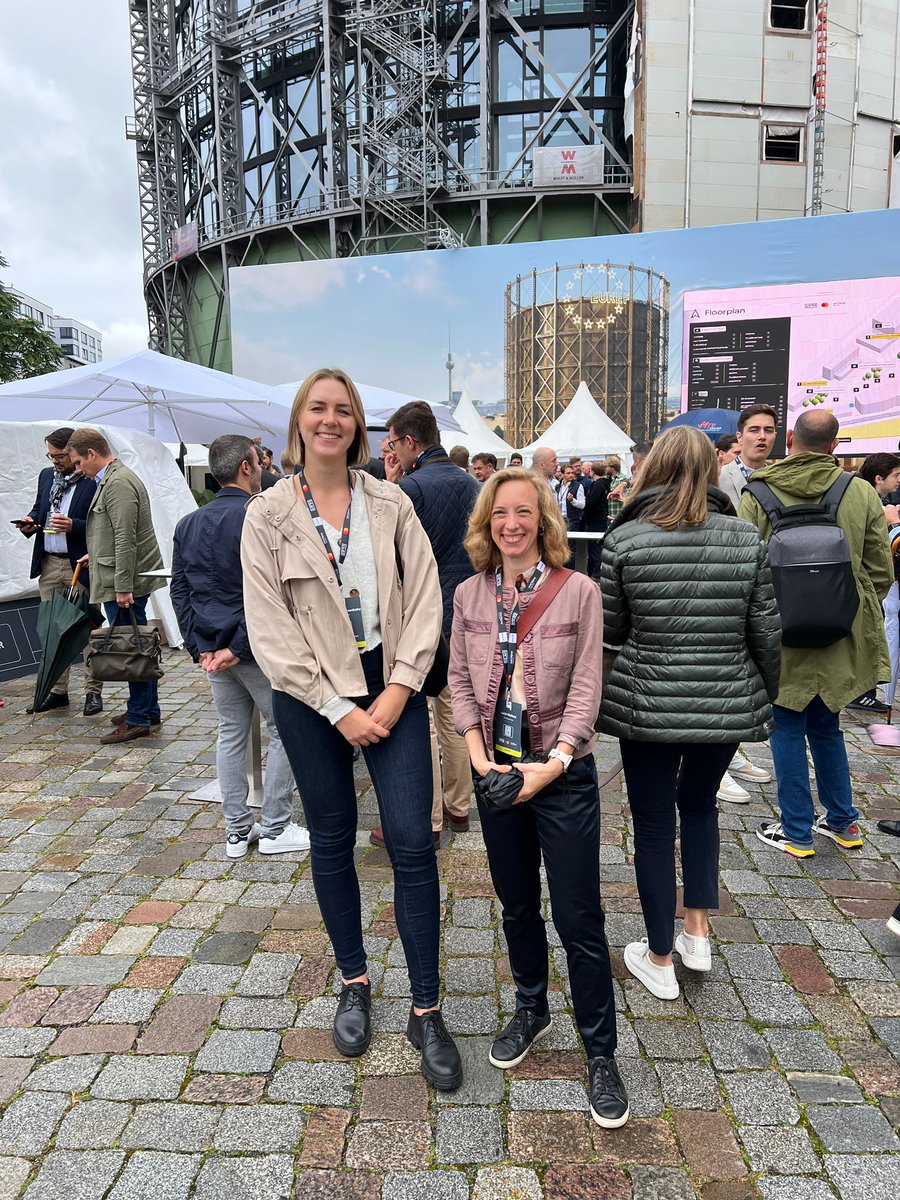 We're at the #ICNC23!🔌 
This annual gathering is buzzing with excitement as the #EVcharging industry is united in its vision to roll out more charging infrastructure, faster. Tomorrow, our Secretary General Lucie Mattera will take the main stage at 11:45.

Don't miss it!