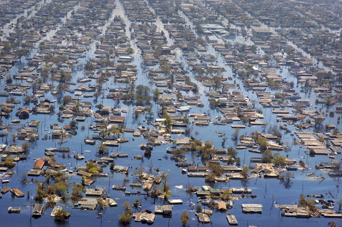 JeffDuncan_'s tweet photo. 18 years ago today...

#NOLA 
#Katrina
#NeverForget https://t.co/A689SC0R1f