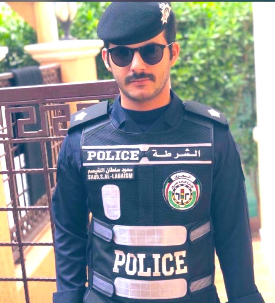 Moh_fahad86's tweet photo. شكر وعرفان
أتقدم بخالص الشكر والعرفان 
ملازم أول  /سعود سلطان اللغيصم الشمري 
بالفحص الفني  مرور الجهراء
لمواقفه الطيبه مع أبناء محافظة الجهراء
@al_gessum https://t.co/rUrEpiVTFG