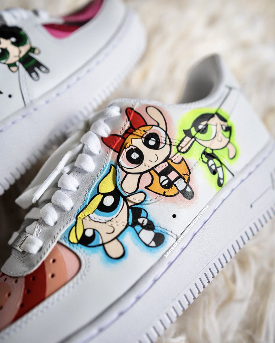 snkrqueenscstms's tweet photo. powerpuff girl bosses ✨ https://t.co/1WS6LKfkWc
