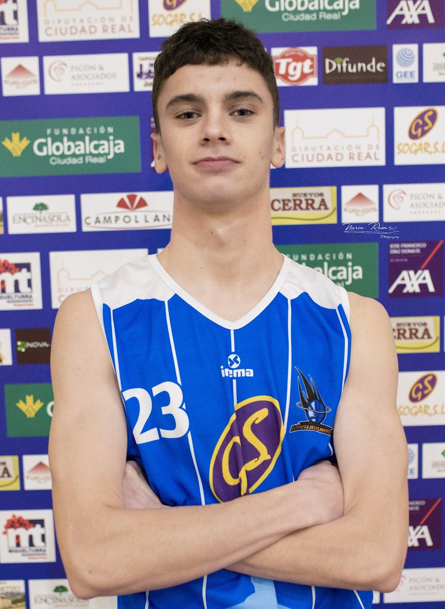 ampetdi's tweet photo. 🔥🏀 RENOVACIÓNES🏀🔥

Comenzamos con las renovaciones de la temporada 23-24 

Sergio García de la Galana seguirá un año más con nuestro equipo Junior Zonal, formado en la escuela de baloncesto de nuestro Club, jugador y monitor de la escuela 

#elbalonsiguebotando https://t.co/pWZ9muAwwj