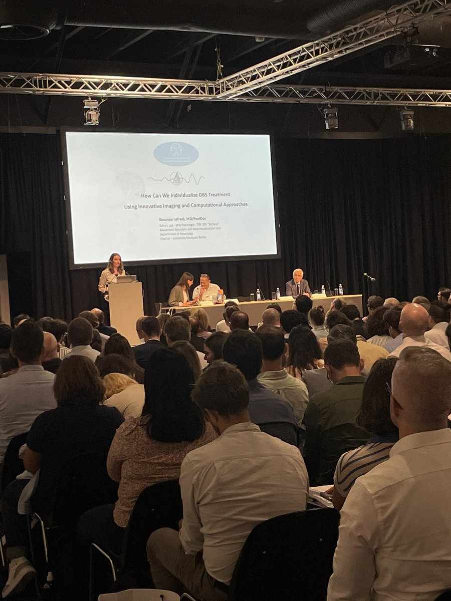 Lucia Feldmann tweet media