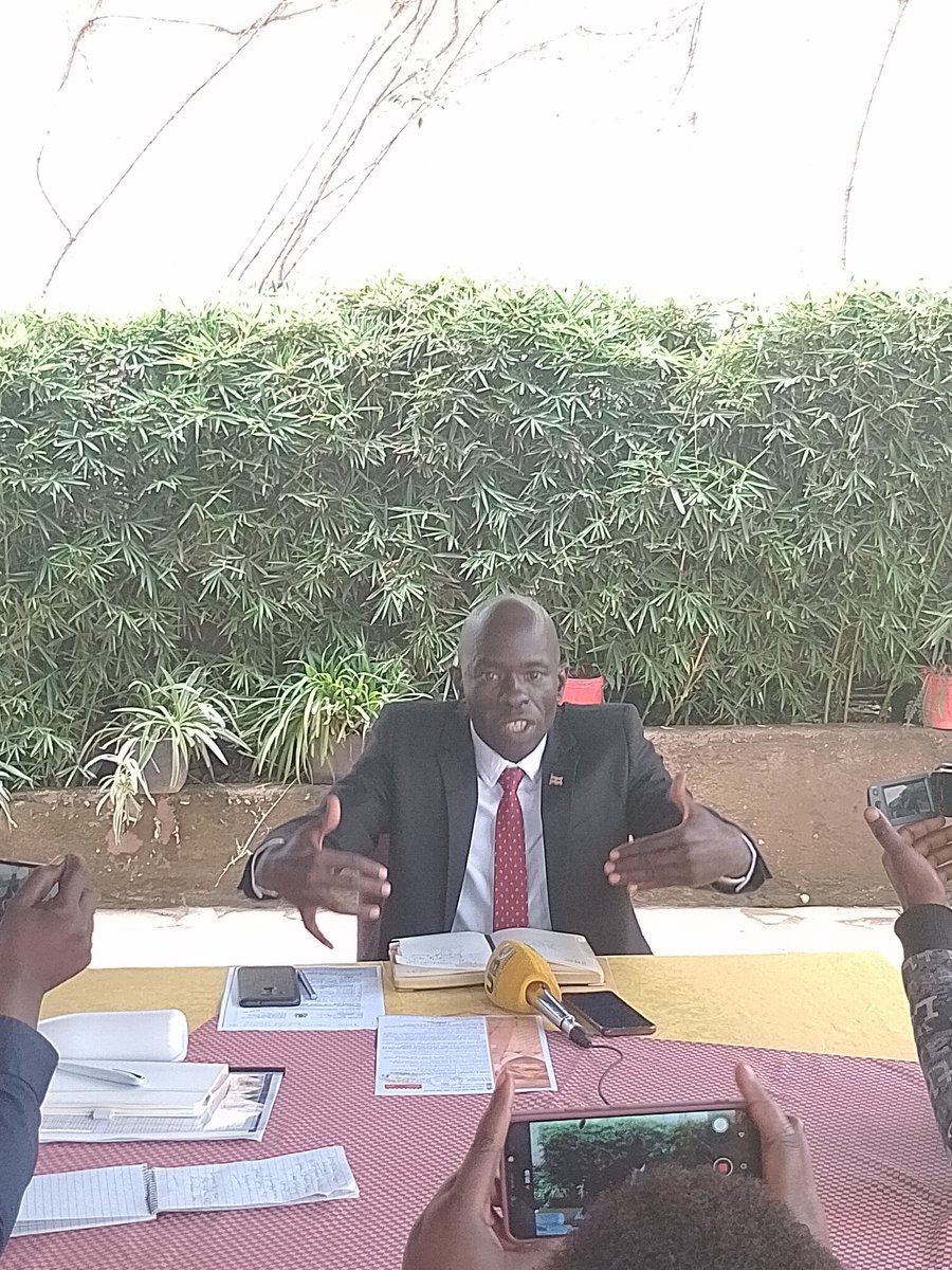 Press conference done.
We have large scale syndicated corruption happening in Uganda.
The story will run from today to tomorrow on @ubctvuganda @TopTV @bukeddetv @ntvuganda @nbstv @Westniletodayn2 @newvisionwire @DailyMonitor @BeGTV