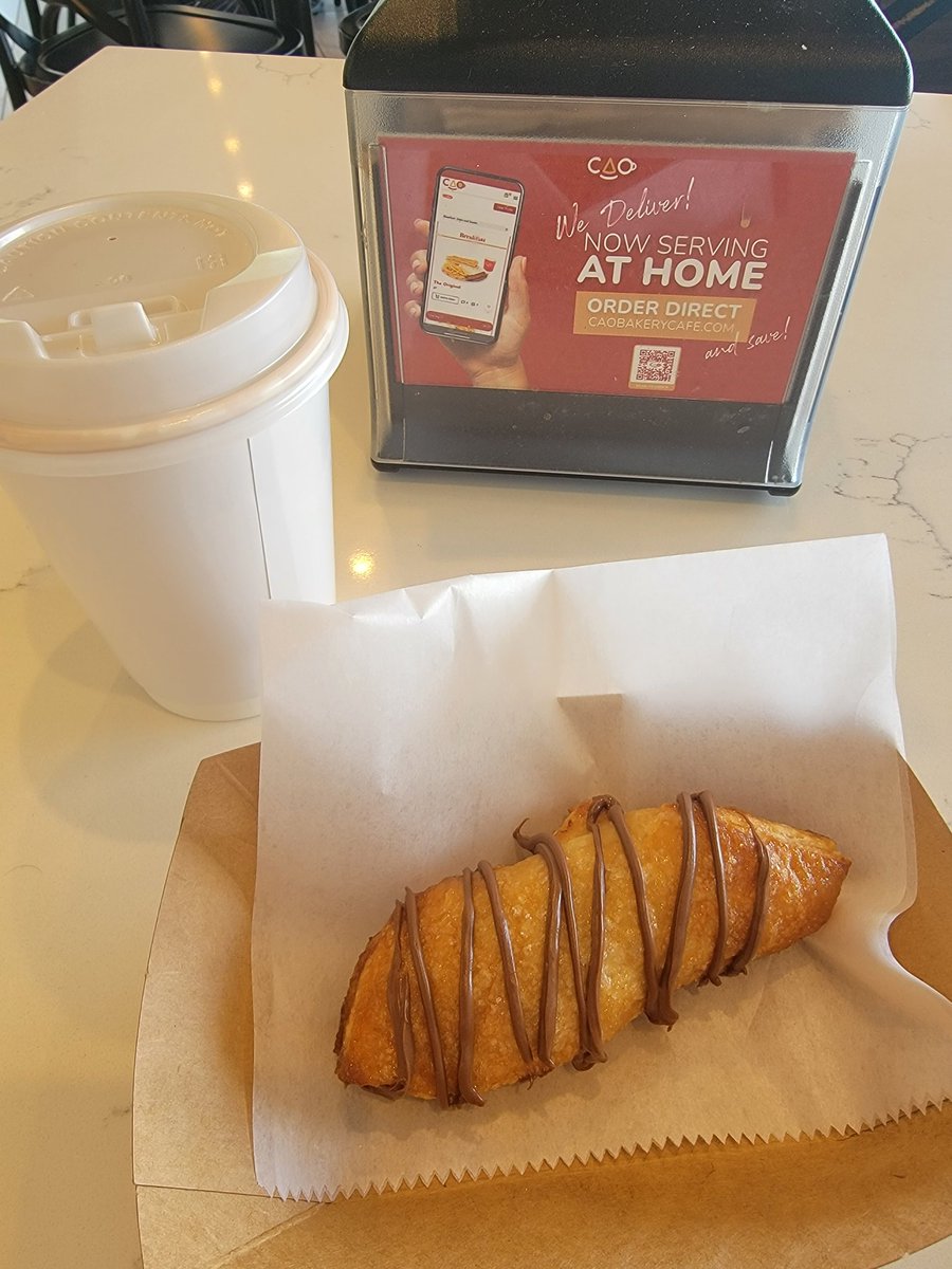Franccesca4FL's tweet photo. The best #nutella pastelito is at @CaoBakery https://t.co/QKE49kCvh8