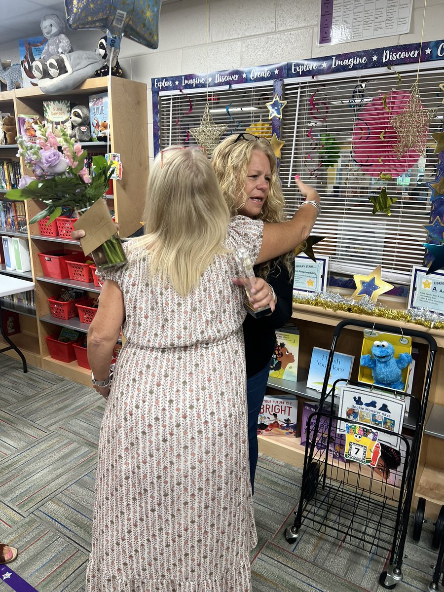 KhristaBrownlee's tweet photo. We wanted to recognize our School Nurse, Debbie Gardner. She will be retiring after 30 years of service in YCSD. We appreciate her service and wish her well on her new journey of retirement! #ycsd #SHININGSTAR #retirement #WMES ⭐️ https://t.co/cYwWJ2B59R
