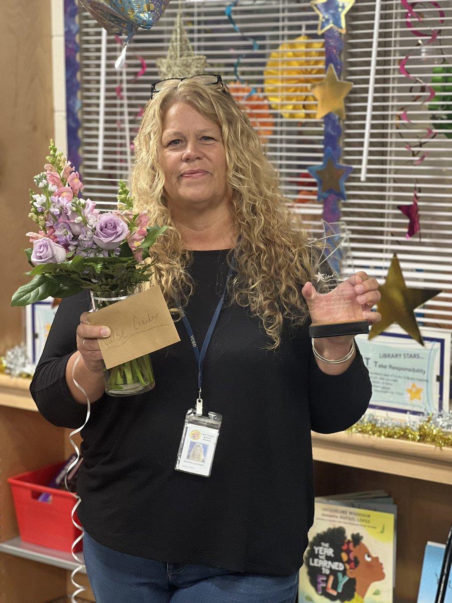 KhristaBrownlee's tweet photo. We wanted to recognize our School Nurse, Debbie Gardner. She will be retiring after 30 years of service in YCSD. We appreciate her service and wish her well on her new journey of retirement! #ycsd #SHININGSTAR #retirement #WMES ⭐️ https://t.co/cYwWJ2B59R