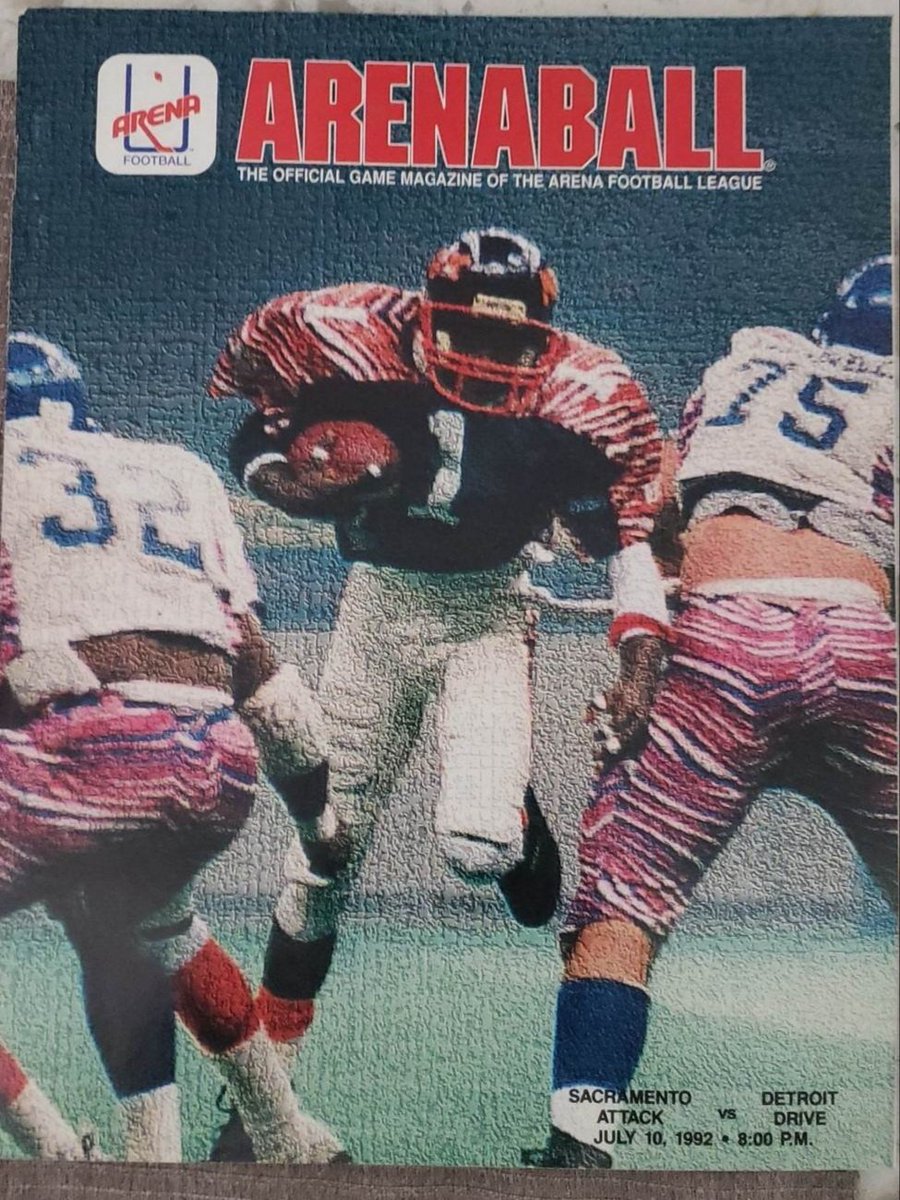 ArenaFootballTV's tweet photo. 1992 Season #GameProgram #SacramentoAttack #DetroitDrive #AFLHistory @OfficialAFL @_deadfootball @ArenaFan @osctoday https://t.co/Pp1kOsSeZY