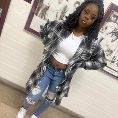 StylistSeerJ's tweet image. #happy21stbirthday #sistersarespecial💗 #thirdborn  #iloveyou 🥳🎂🎈🎉