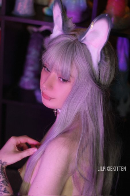 This little bunny loves to hop on dick 🐇 https://t.co/7epDHT4aft<a href="/tag/mvsales"class="tags"><span>#mvsales</span></a>