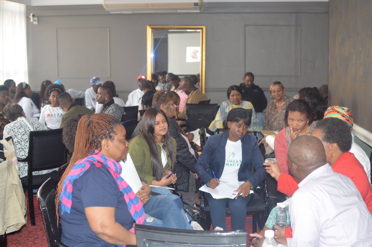 The community dialogue on the promotion of solidarity with migrants, refugees and asylum seekers kicks off with an interactive session with participants on narratives about migration and migrants in South Africa 

<a href="/UPLawFaculty/">UP Law</a> <a href="/CHR_HumanRights/">CentreForHumanRights</a> #migrant #xenophobia #migrantrights