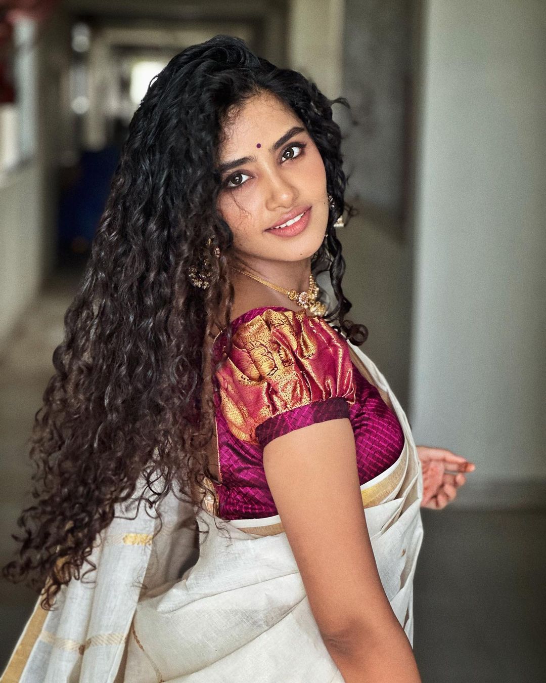 F4sBKg7aIAAePG-?format=jpg&name=large