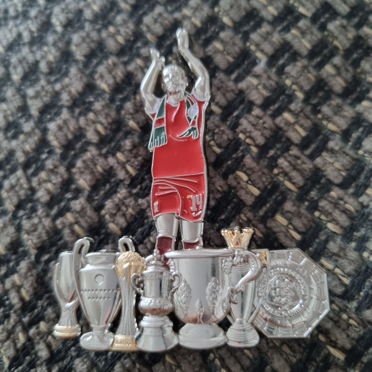 Henderson pin.

I'm back off a little break away, and will be doing a post run this afternoon 

If your a member and want, DM.  If your a member and don't want, again DM me.

Had a lot of interest so need to know what spares I have

Thanks as always