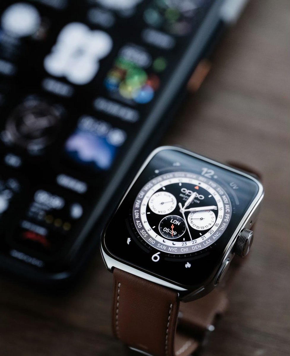 smartechdaily's tweet photo. صور عن قرب لساعة #OppoWatch4Pro الجديدة 😍 https://t.co/fJxRfFBhs1