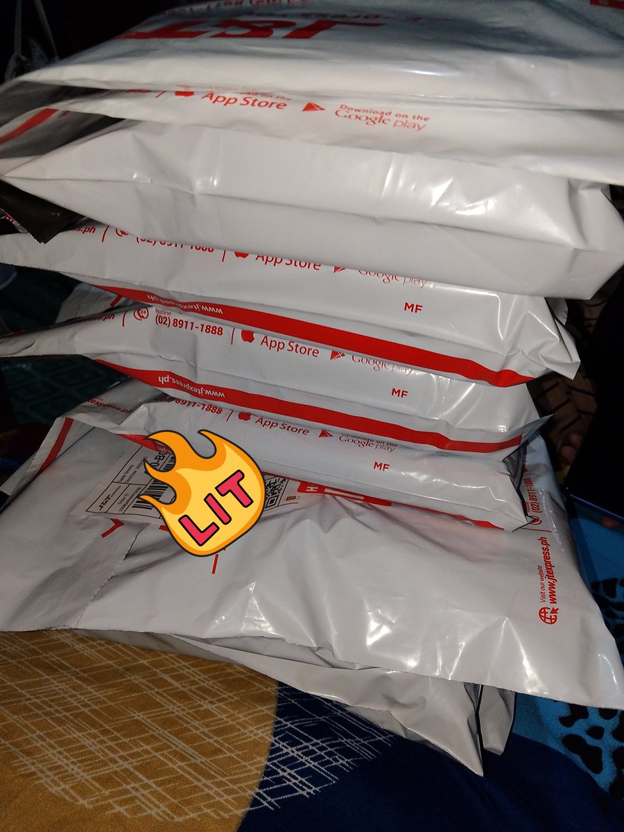 Done packing items po na nagsagot sa shipping form, will send shipping form na rin po sa iba na onhand na yung items via DM.