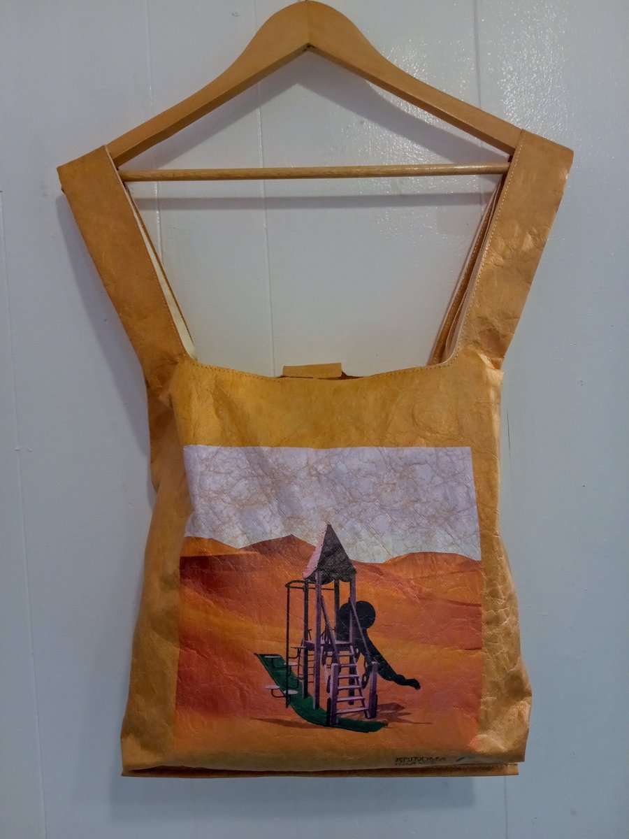 EBINOMA
『sabaku you gu bag』

Design by MOTOKO MARUI <a href="/_Motty_/">Motty</a>