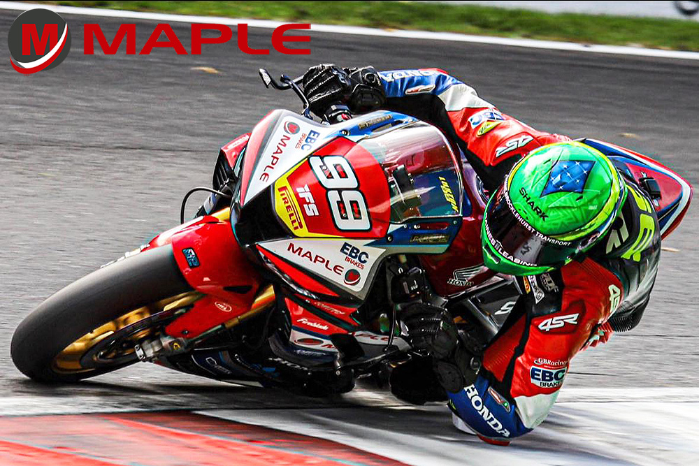 Cadwell Park was the venue for a fantastic bank holiday weekend of #racing in the #Pirelli National Superstock #Championship An amazing race for <a href="/BenLuxton/">Ben Luxton</a> saw him finish P6 on Sunday, with so many positives going forward, consistently competing in the top 10!😁 #Superbike