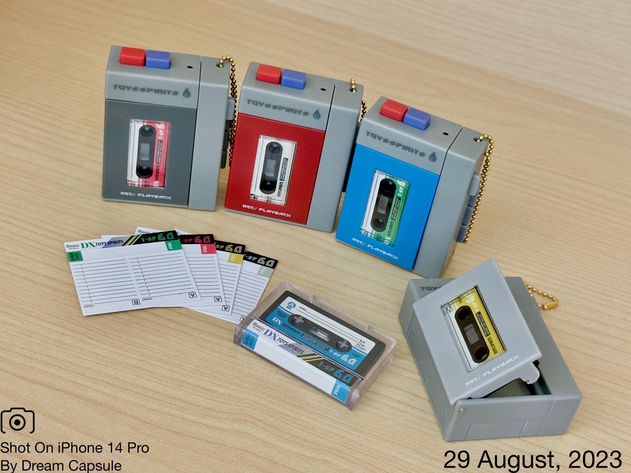 レトロmini ポータブルプレイヤー マスコット 全5種 ガチャ ミニチュア Amazon | 本当に録音再生！レトロminiポータブルプレイヤー
