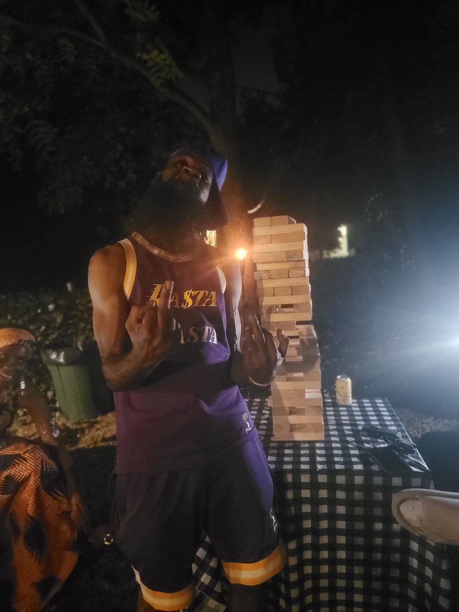 Izzygetbizzy's tweet photo. Moving carefully, Like a game of Jenga .... #RastaPasta #Lakers #Kobe #Number24 #upgradecustom
#FamilyAffair https://t.co/vp9JfPIvLn