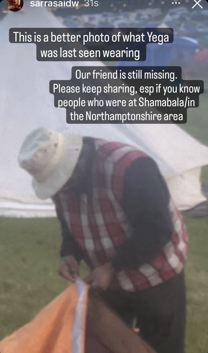 This is a better photo of what Yega was wearing. We’re still looking for him, please keep sharing