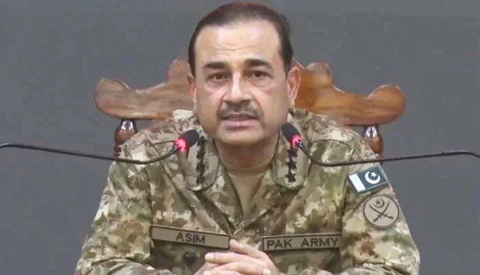 RamzanChhipa's tweet image. Apex Committee meeting, Army Chief Gen Asim Munir expressed determination of Pakistan Army&apos;s all possible cooperation with the caretaker government to restore the country&apos;s economy &amp;amp; move Pakistan towards development and prosperity and to continue the policies.
#ApexCommittee…