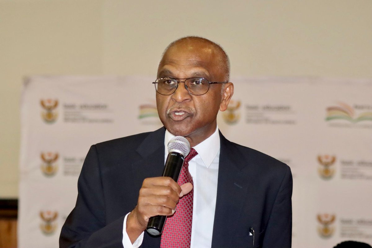 "Western Cape has the highest scores (Gr 4 = 363; Gr 6 = 460) almost 131 points above North West in Grade 4." Said Dr. Rufus Poliah, Chief Director for National Assessment and Public Examinations during his presentation on the PIRLS results.