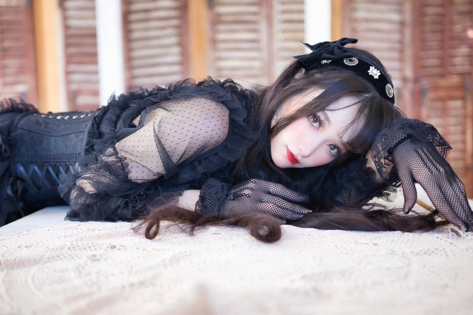 コスプレイヤーしろさきのTwitter画像23