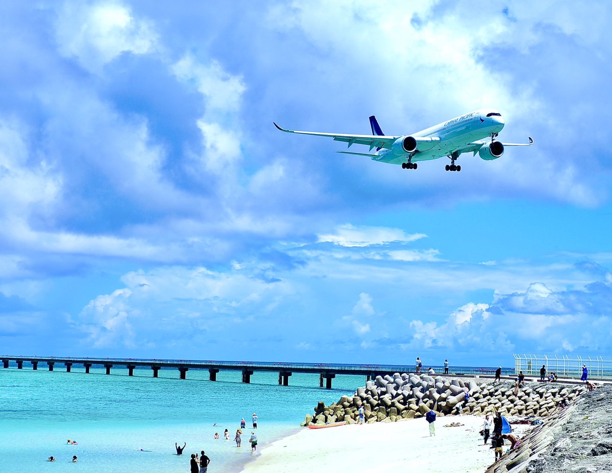 下地島空港
ビーチと飛行機が近い！✨
#宮古島
#下地島
