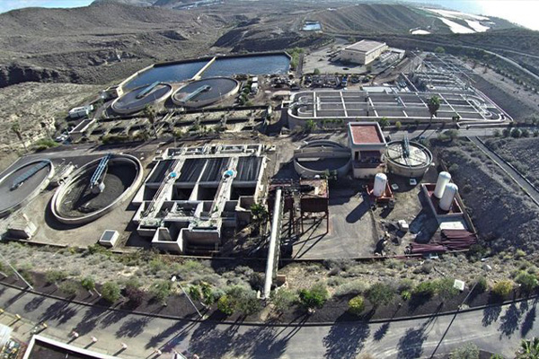 ConstruccionFcc's tweet photo. Ganamos el contrato de ejecución del Sistema de Saneamiento de Arona-Este así como del proyecto constructivo de los colectores e impulsores asociadas a la EDAR Montaña Reverón (término municipal tinerfeño de San Miguel de Arona)
#fccco #saneamiento #aguas #Tenerife https://t.co/il7oOAVC8m