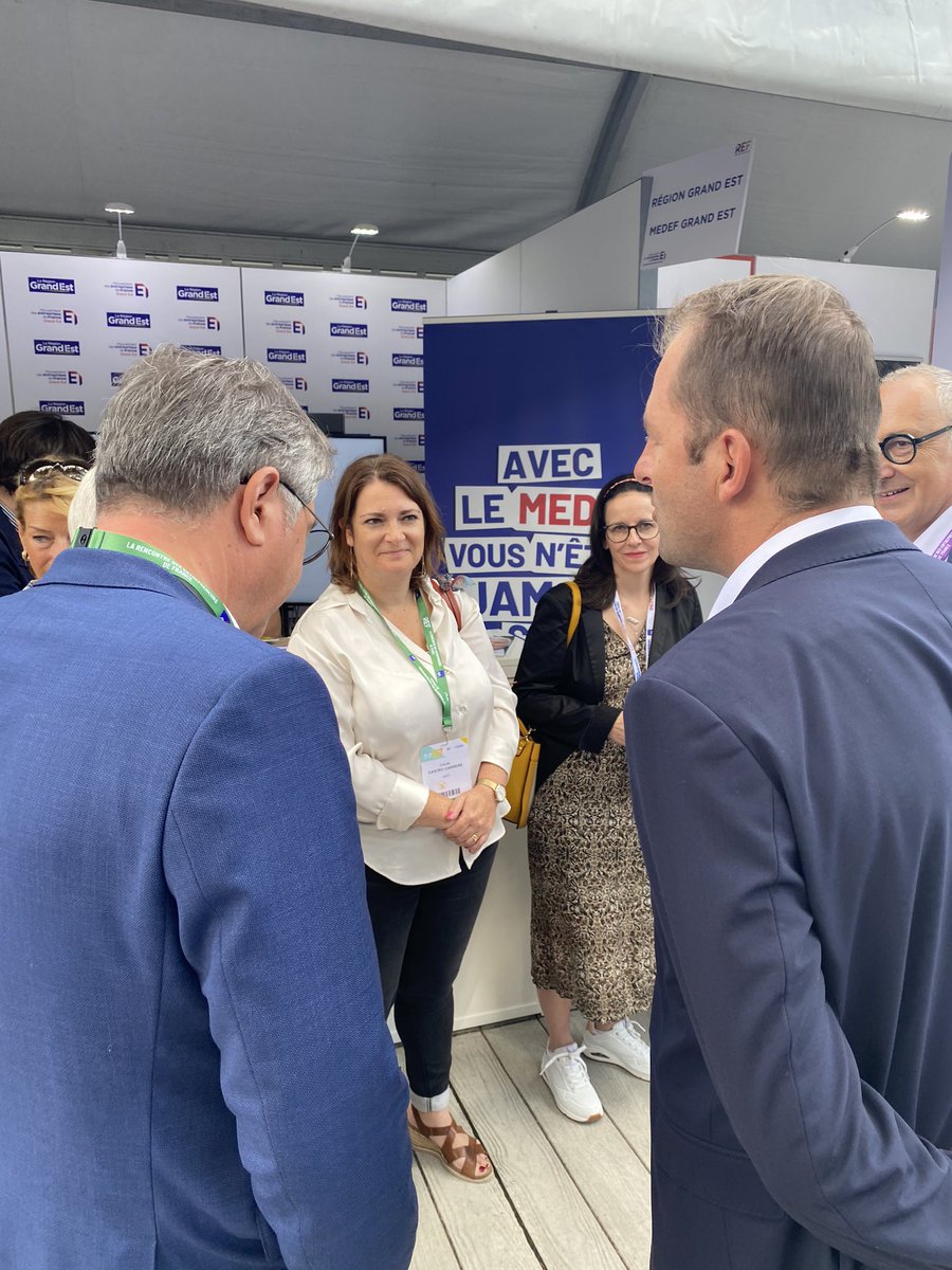 Avec <a href="/olivierdussopt/">Olivier Dussopt</a> nous poursuivons notre action concrète pour gagner la bataille du plein emploi aux côtés d'acteurs comme l'<a href="/Apecfr/">Apec.fr</a> et les partenaires sociaux

Pour mieux servir les besoins des entreprises et nos territoires, nous restons mobilisés ! #FranceTravail
#LaREF2023