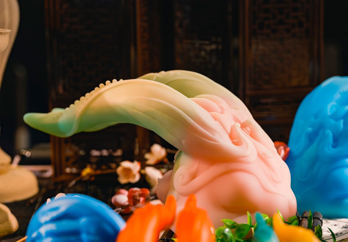 MSCFUNTOYS's tweet photo. "We don't make dildos. We're just art promoters."#mscfun https://t.co/gAQpT6tz6p