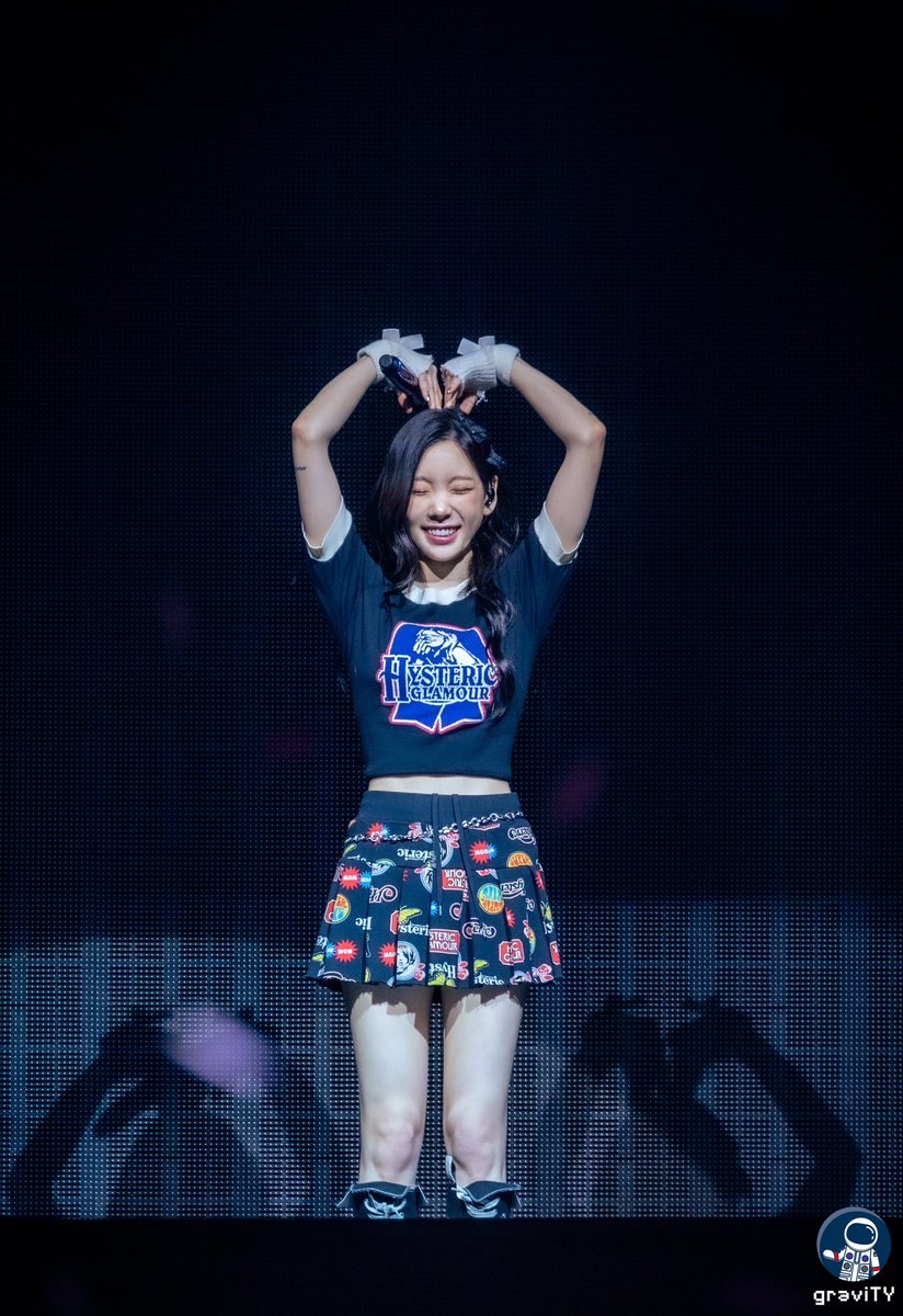 graviTY_309's tweet photo. 230820
Taeyeon The Odd Of Love In Singapore
#νμ°
#TaeYeon
#graviTY309
#TAEYEONCONCERT_TheODDOfLOVE https://t.co/h6SJGF3Xcr