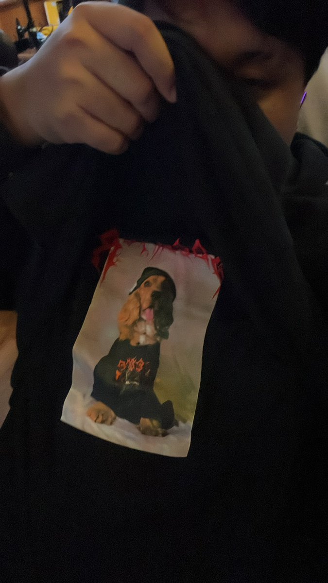 clubcasket's tweet photo. today islam , haziq, sean and I wearing dogeater #expectheavy shirts https://t.co/S8MJi35X85