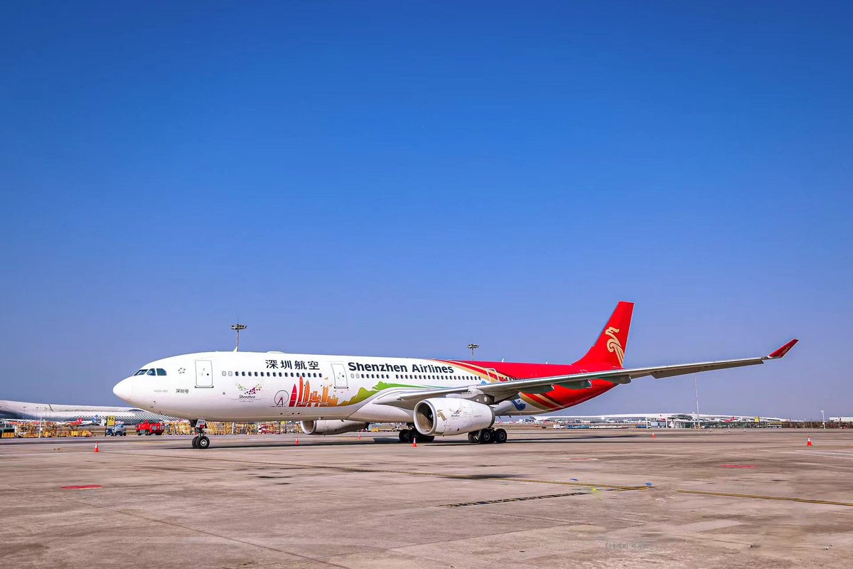 🛫El 28/08 salió de Shenzhen, el 1º vuelo de la🆕ruta directa Shenzhen-Barcelona de Shenzhen Airlines, con 2 frecuencias semanales. ❗️ <a href="/Turespana_/">Turespaña Oficial</a> estuvo allí❗️

👏La conectividad desde el sur de #China 🇨🇳 suma así una 2ª ruta después del vuelo Hong Kong-Madrid de <a href="/cathaypacific/">Cathay Pacific</a>