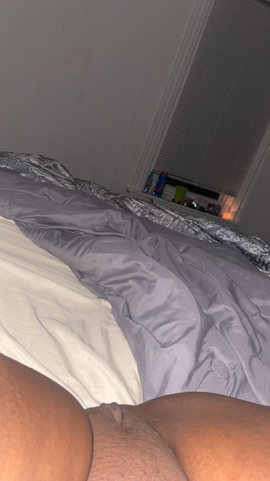 Ms. Bubble Butt 🧚🏽‍♀️ - Can I send you pics like this? ❣️ https://t.co/hCTKzXq4Zb