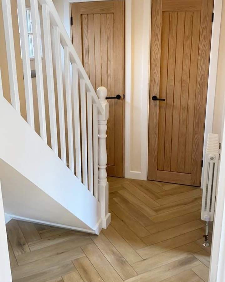 instaflameltd's tweet photo. Whatever you need help or advise with, we pride ourselves on ensuring you find the entire process efficient and stress-free.

✅ Kitchens 
✅ Fencing 
✅ Roofing 
✅ Bathrooms
✅ Renovations 
✅ Loft Conversion 
✅ Home Extensions 

☎️ 0800 051 9369
🌐 https://t.co/X1VWYBXrdE https://t.co/y4ARQBYSCB