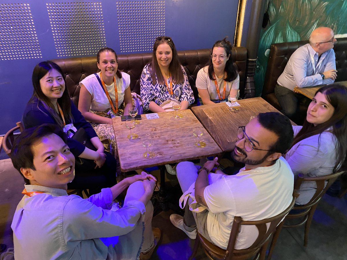 josemgpereira's tweet photo. The 20th Congress from @EurSocPhotobiol in Lyon is the great chance to share advances in the field of Photobiology as well as discuss new approaches by Research groups, master and PhD students from Europe and worldwide… and to see older and next generation of Photobiologists! https://t.co/NcvS0F7uTZ