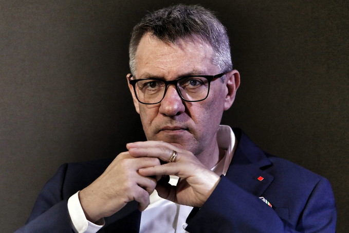 #MaurizioLandini scrive a <a href="/GiorgiaMeloni/">Giorgia Meloni</a>, convochi un incontro con le parti sociali più rappresentative

La lettera del segretario generale della Cgil al presidente del Consiglio: tinyurl.com/z4njjxs9