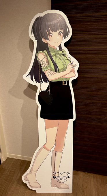 飯食ってたら冬優子が来た
今日からウチに住むらしい
まずは靴を脱げ 