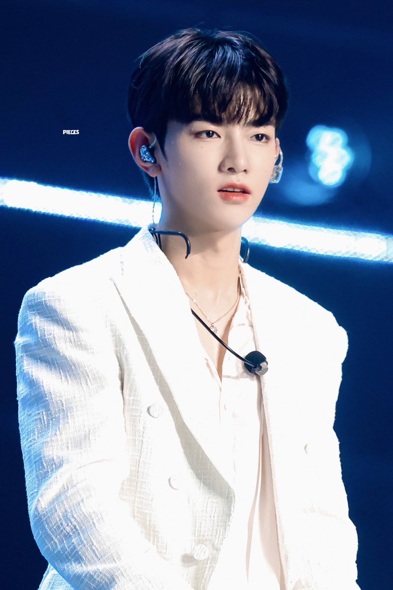 230815 HQ
✨
#장하오 #ZHANGHAO 
#제로베이스원 #ZEROBASEONE #ZB1