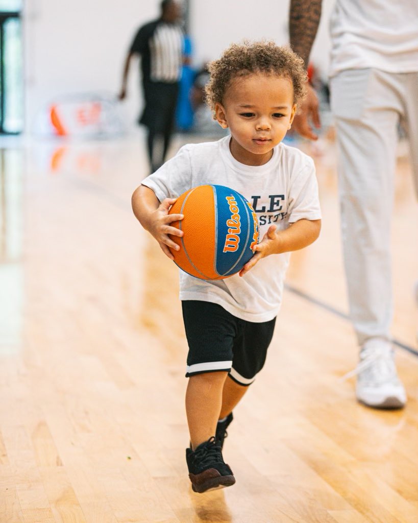 Reynaldo Crossman tweet media