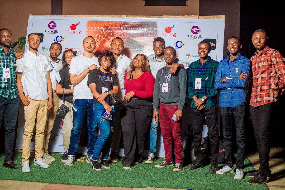 Plein d'émotions autour de cette journée(un film très captivant) mais surtout du pourquoi nous étions réunis: Venir en Aide aux Enfants souffrant de Cancer!
Merci à tous d'avoir contribué de près comme de loin à la survie de ces enfants. 
CONTRE LE CANCER, BATTONS-NOUS ENSEMBLE !