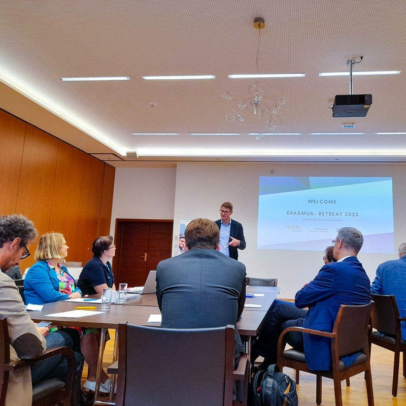ErasmusPlusINAP's tweet photo. 📸 #Erasmus+ #INAPP partecipa alla riunione dei direttori nazionali e delle delegazioni @EU_Commission e @Europarl_EN, in corso a #Mauerbach e organizzata da @OeAD_worldwide.
⚖ Insieme per un bilancio di quanto fatto e per tracciare il futuro di Erasmus+ 2021-2027 🌎
@InappGov https://t.co/sl1lLXZqEm