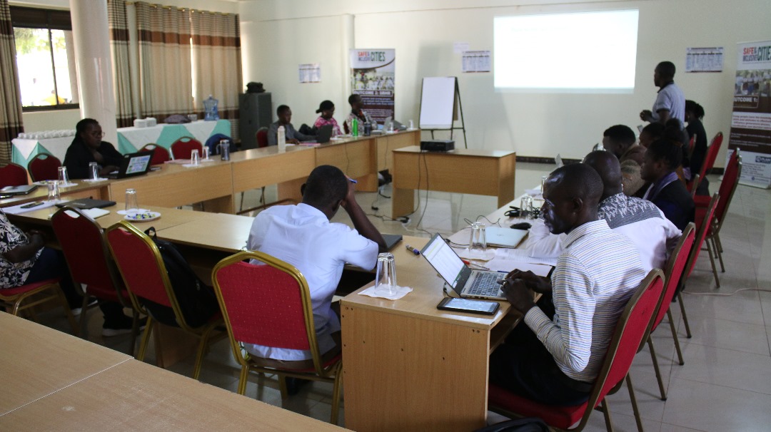 ACTogetherUG's tweet photo. ποΈ The Safe & Inclusive Cities Project Steering Committee meeting is in full swing. Teams from Kampala's KIFAD & ACTOGTHER, plus Lira's GLOFORD, are sharing their quarterly project progress. From successes to challenges and plans, our collaboration is driving change! #BeeraSafe https://t.co/AJONWkG2Eo