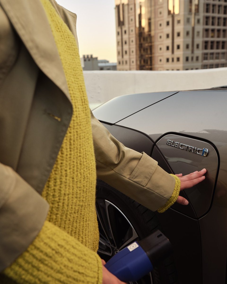 ¿Cómo cargar un coche #eléctrico? ⚡ Hay hasta tres modos: toma de corriente doméstica, carga rápida y Wallbox. Te contamos en detalle cada una y cómo cargar tu nuevo #SUV eléctrico: el #Toyota #bZ4X 👀

¿Cuál se adapta mejor a ti?  

👉  brnw.ch/21wC4PH