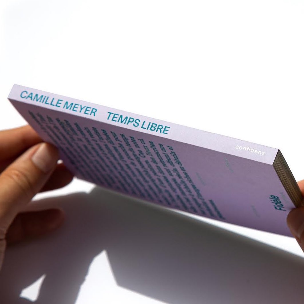 colorplanpapers's tweet image. Colorplan Lavender 135gsm cover with a risograph printed #ColorplanLabel for Temps Libre by Camille Meyer, published by Studio Fidèle as part of their Confidens collection. 

Colorplan papers are available in France from Procop.